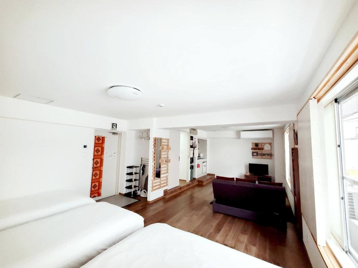 Rooms Tokyo Exterior photo
