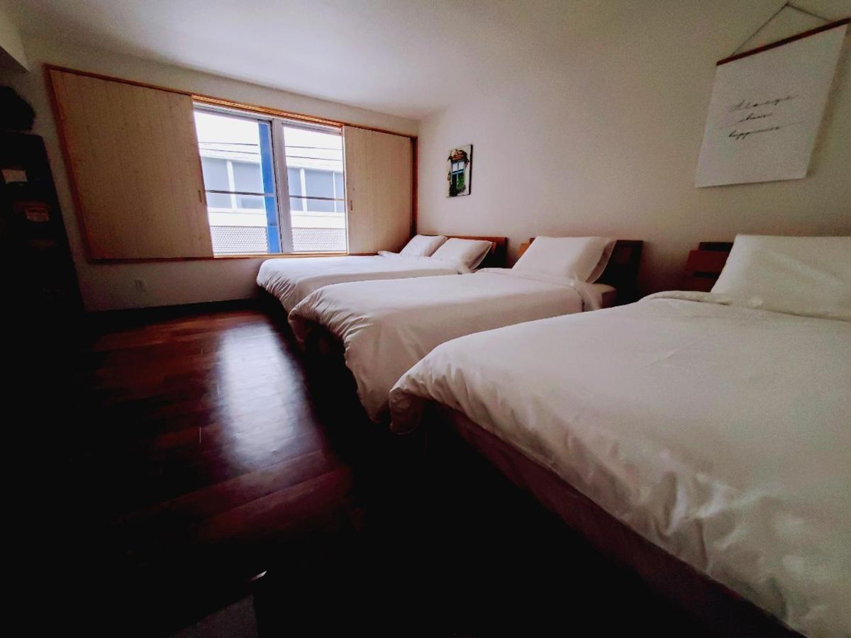 Rooms Tokyo Exterior photo